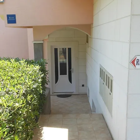 Zaratina Apartamento Zadar