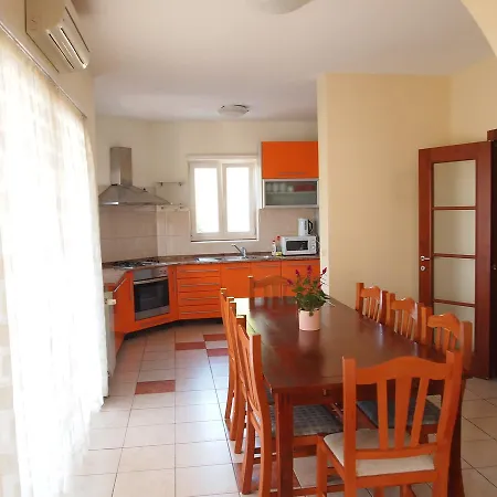 Apartamento Zaratina